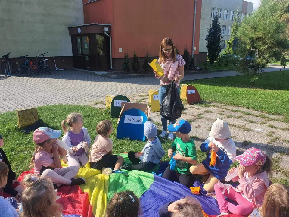 Sprzątanie świata ŁĄCZY LUDZI — zdjęcie 2