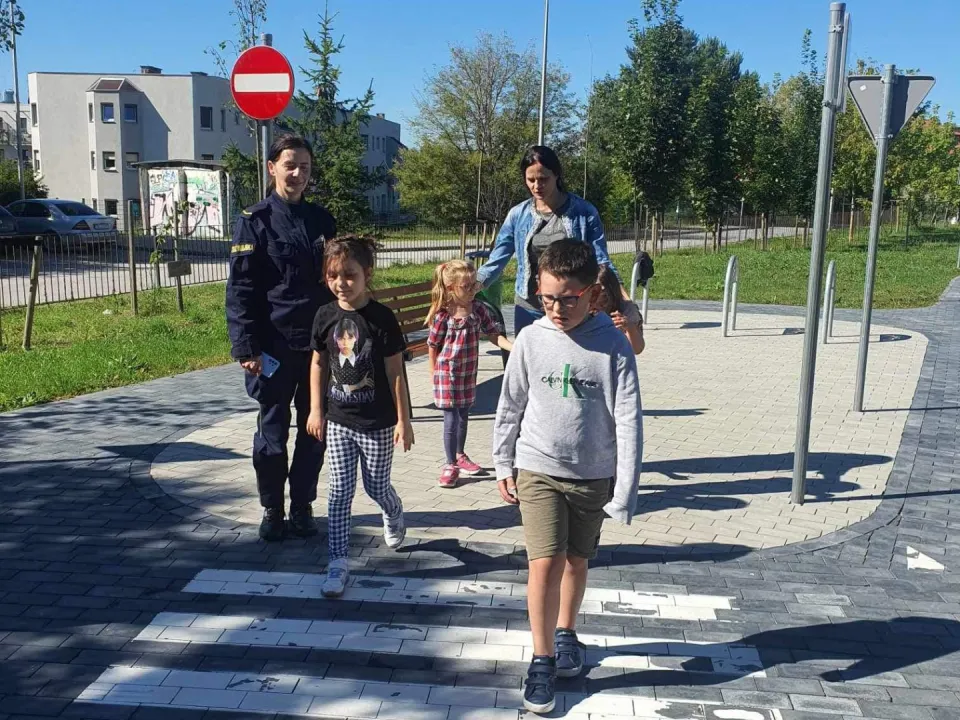 Straż Miejska u Delfinków — zdjęcie 24