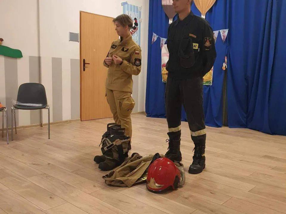 Spotkanie z Pracownikami Straży Pożarnej — zdjęcie 11