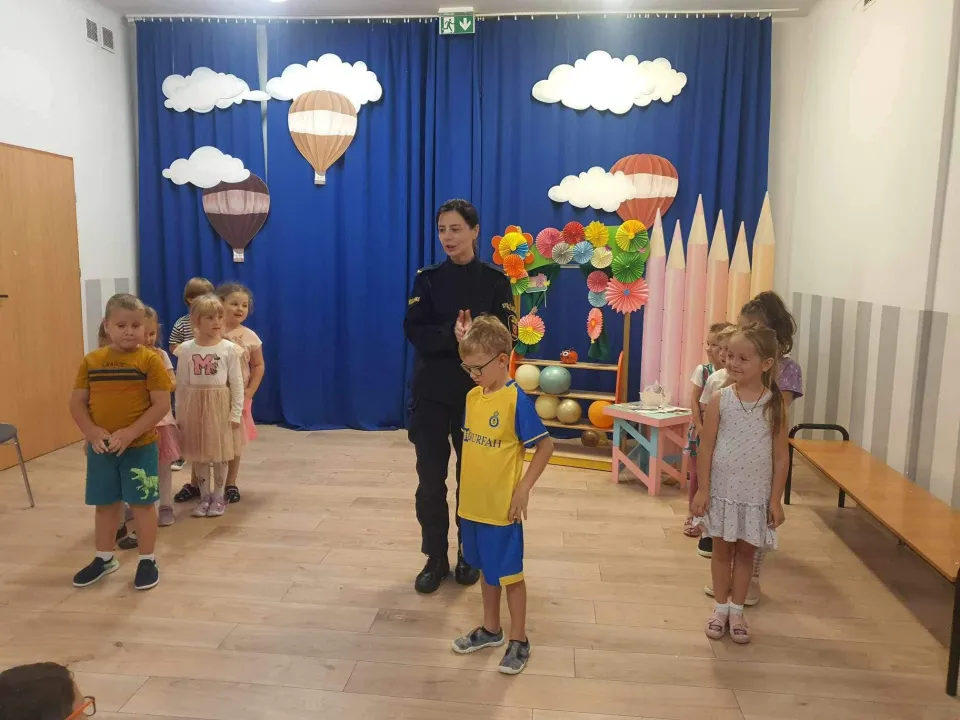 Spotkanie ze Strażą Miejską - Pszczółki — zdjęcie 8