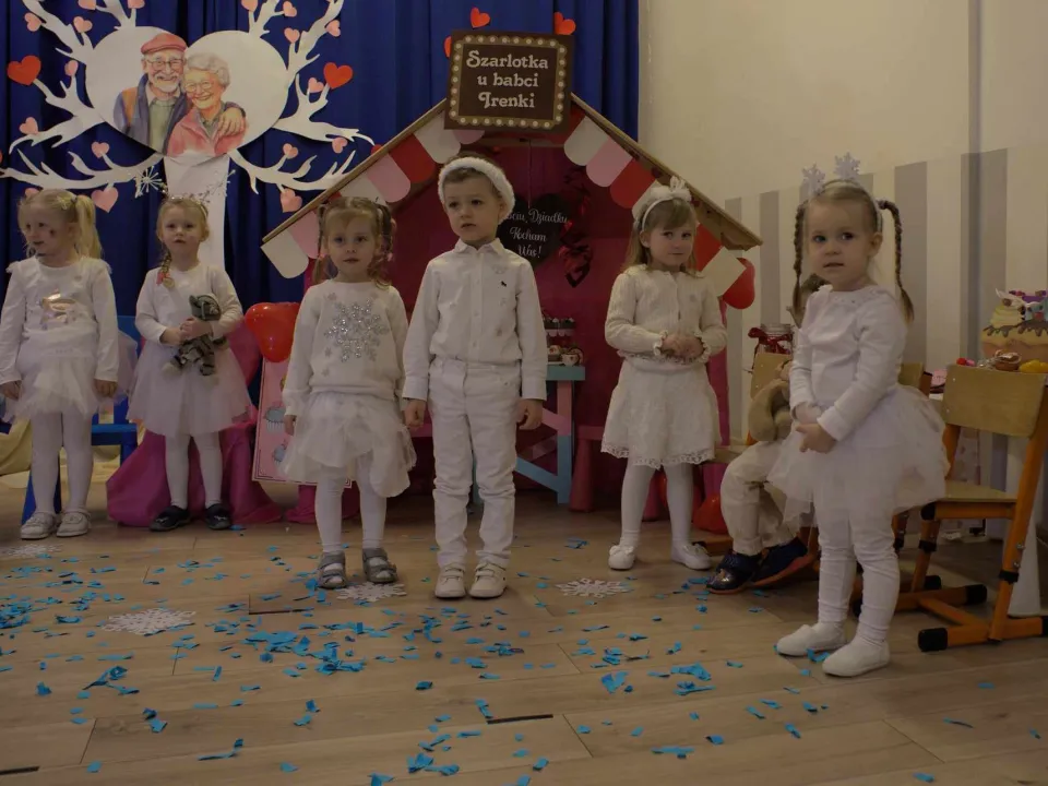 Obchody Dnia Babci i Dziadka  — zdjęcie 12