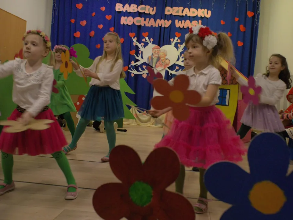 Dzień Babci i Dziadka - Pszczółki — zdjęcie 3