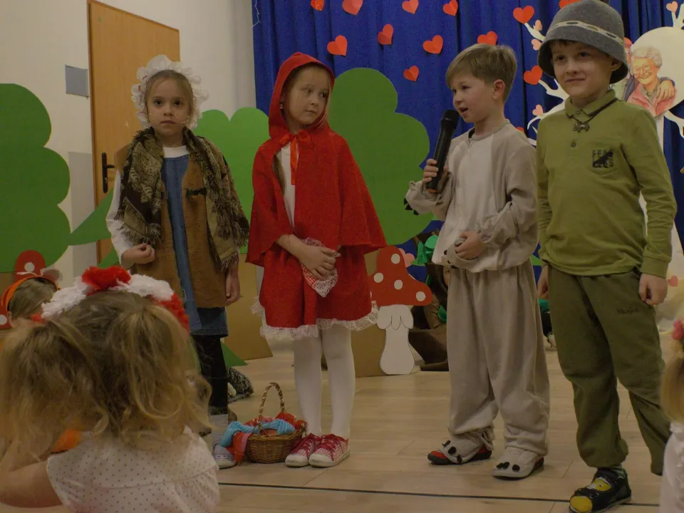 Dzień Babci i Dziadka - Pszczółki — zdjęcie 20