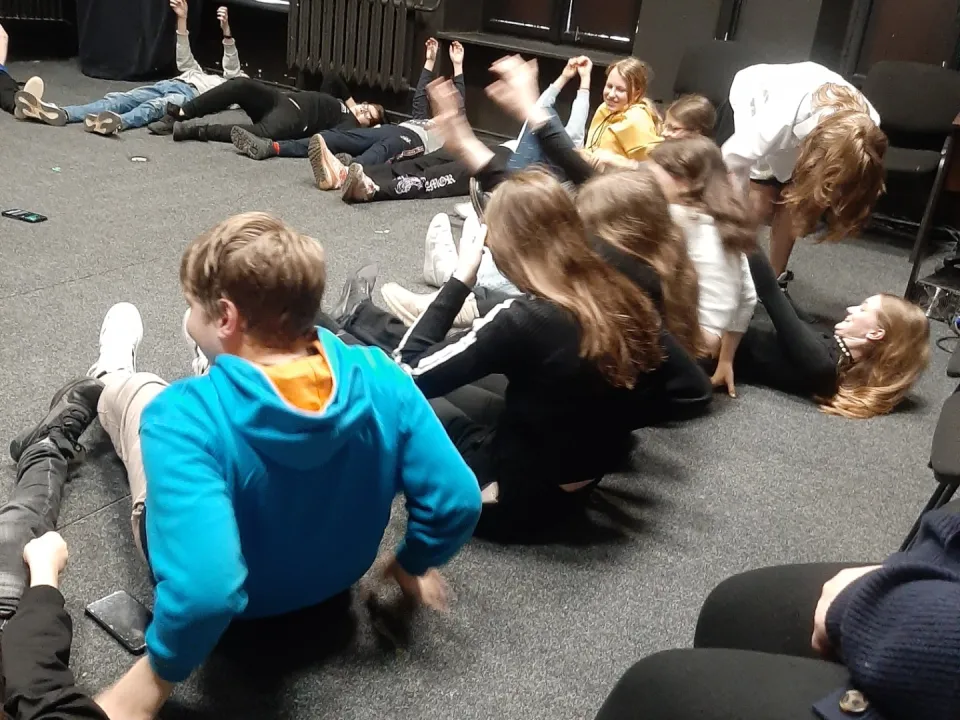 5a,5b i 6b w teatrze... — zdjęcie 21