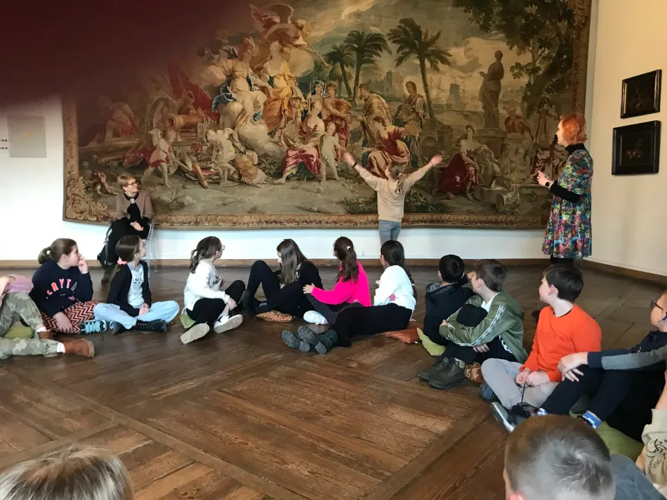 Zajęcia edukacyjne w Muzeum Narodowym w Kielcach. — zdjęcie 1