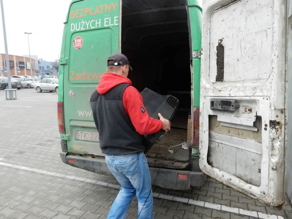 Pierwszy raport z akcji: „Moje miasto bez elektrośmieci”. — zdjęcie 3