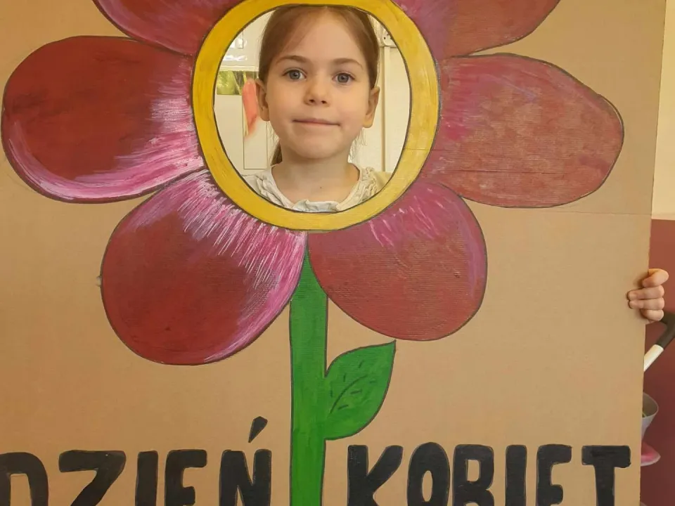 Dzień Kobiet w grupie Pszczółek — zdjęcie 6
