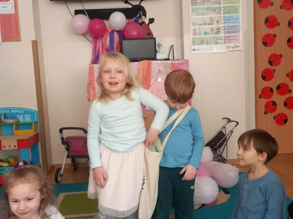 Dzień Kobiet u Biedronek — zdjęcie 3