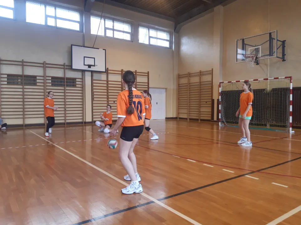 Mistrzostwa Kielc w Siatkówce Dziewcząt — zdjęcie 2