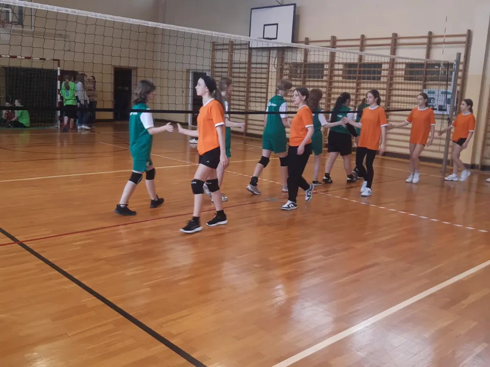 Mistrzostwa Kielc w Siatkówce Dziewcząt — zdjęcie 4