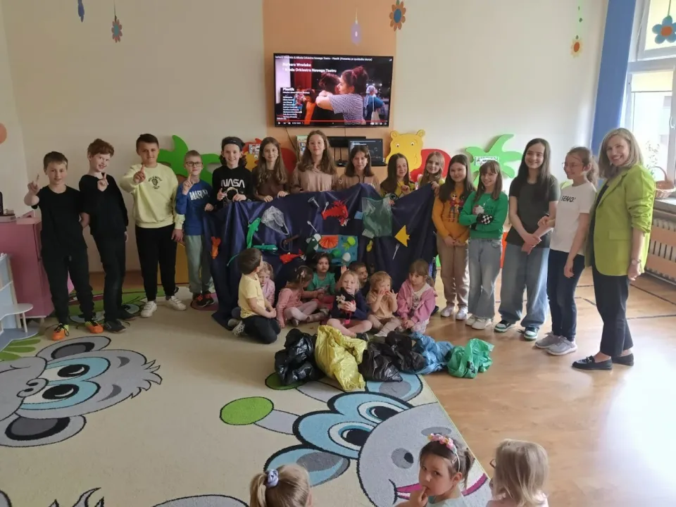 Zielony Patrol uczy,  jak prawidłowo segregować odpady — zdjęcie 2