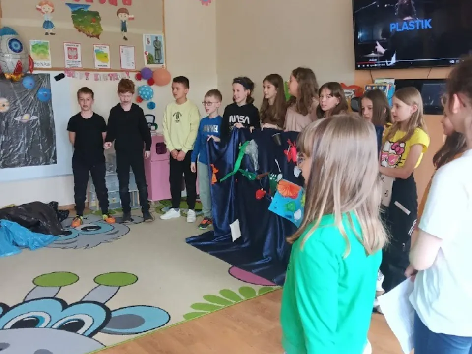 Zielony Patrol uczy,  jak prawidłowo segregować odpady — zdjęcie 5