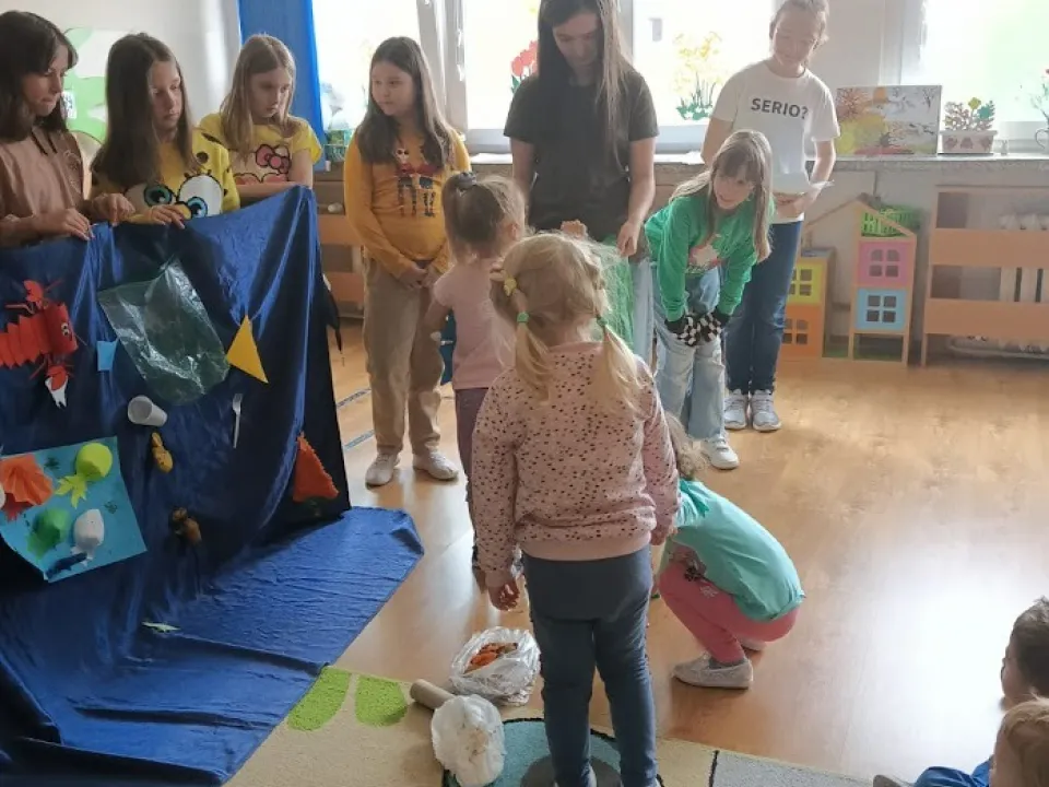 Zielony Patrol uczy,  jak prawidłowo segregować odpady — zdjęcie 8