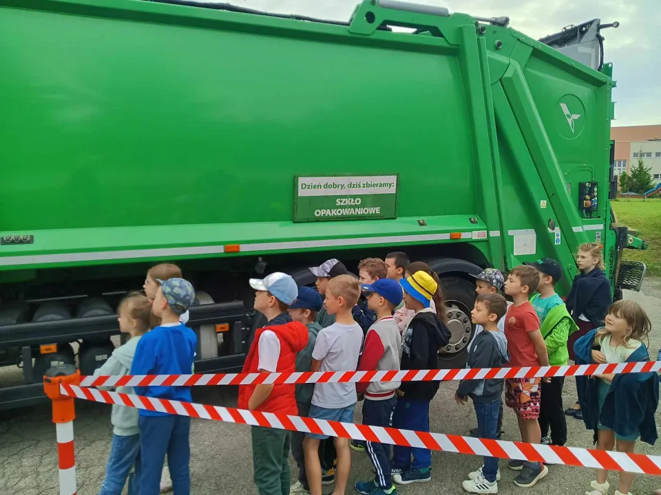 Uwaga śmieciarka!!! — zdjęcie 14