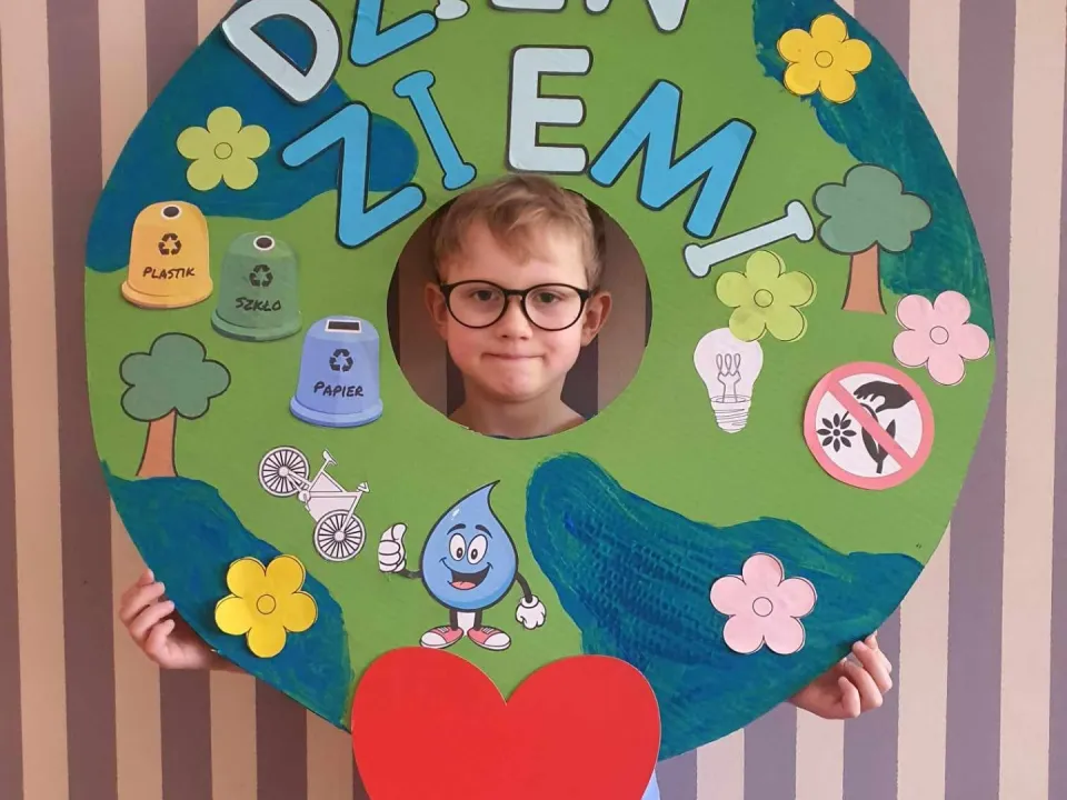 Dzień Ziemi w grupie Pszczółek — zdjęcie 16