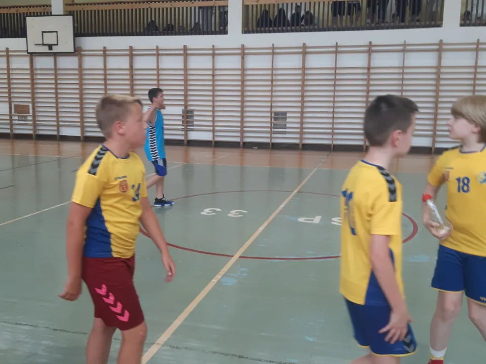 I miejsce w Mistrzostwach Kielc w Koszykówce Chłopców klas V — zdjęcie 11
