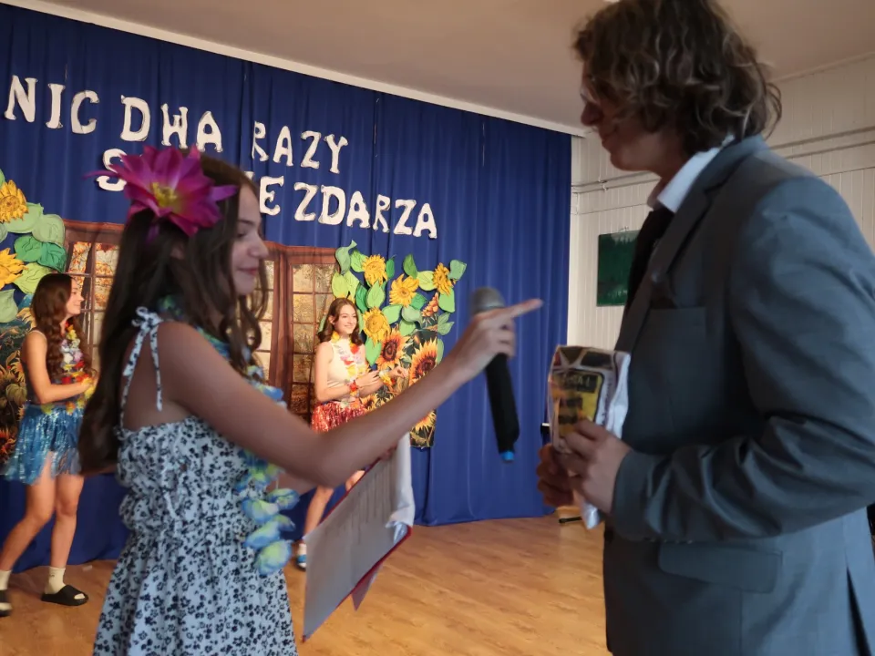 Zakończenie roku szkolnego klasy 8A — zdjęcie 23