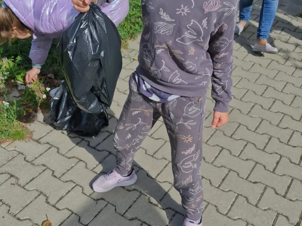 Świetliczaki sprzątają świat! — zdjęcie 1