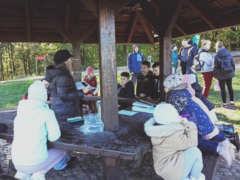 Rajd pierwszoklasistów na Karczówkę! — zdjęcie 13