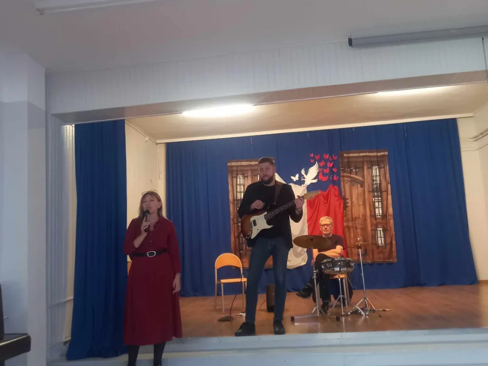 Koncert muzyków Filharmonii Świętokrzyskiej w grupie Pszczółki — zdjęcie 4