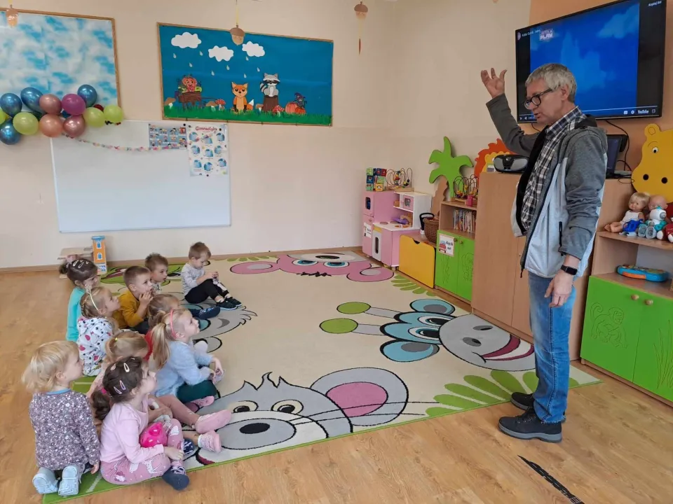 Zajęcia z języka angielskiego z panem Dariuszem Mroczkiem — zdjęcie 6