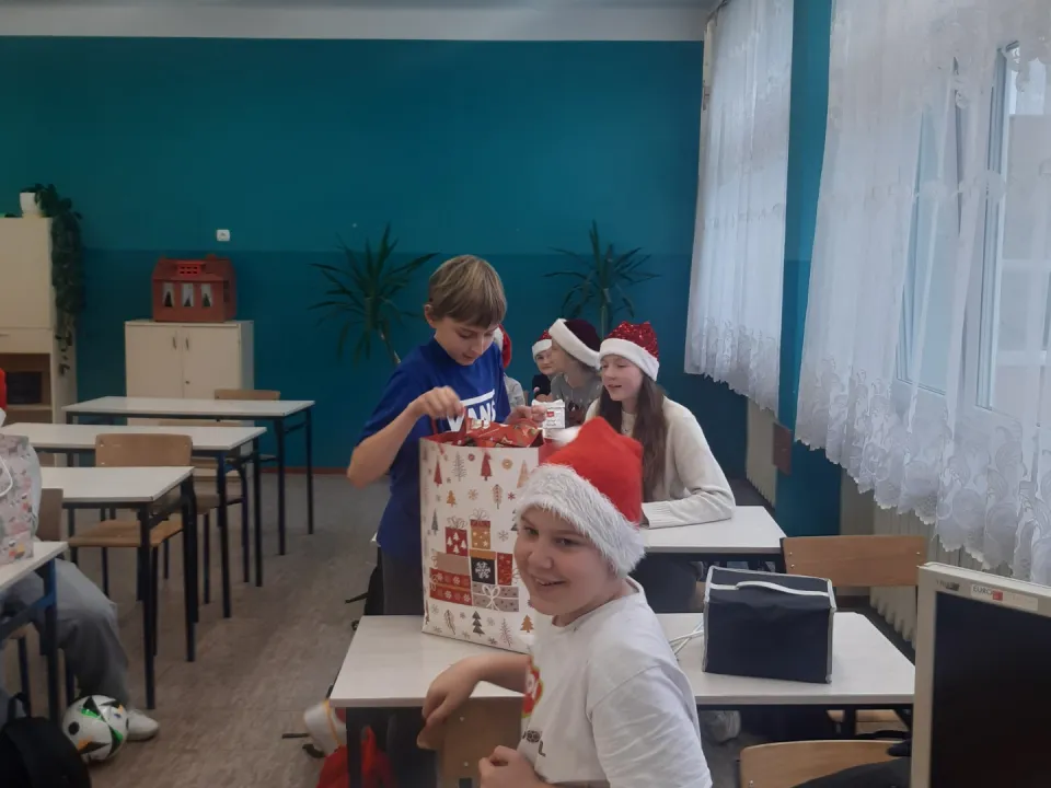 Mikołajki w klasie VI c — zdjęcie 9
