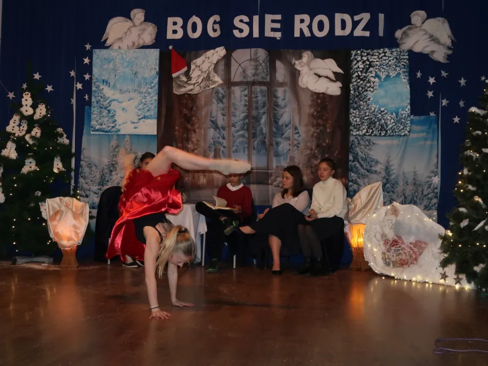 Jasełka - Boże Narodzenie w SP 31 — zdjęcie 35