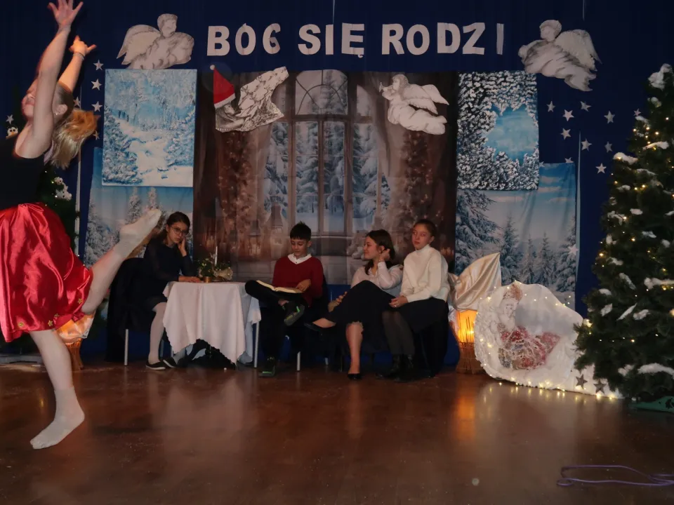 Jasełka - Boże Narodzenie w SP 31 — zdjęcie 38
