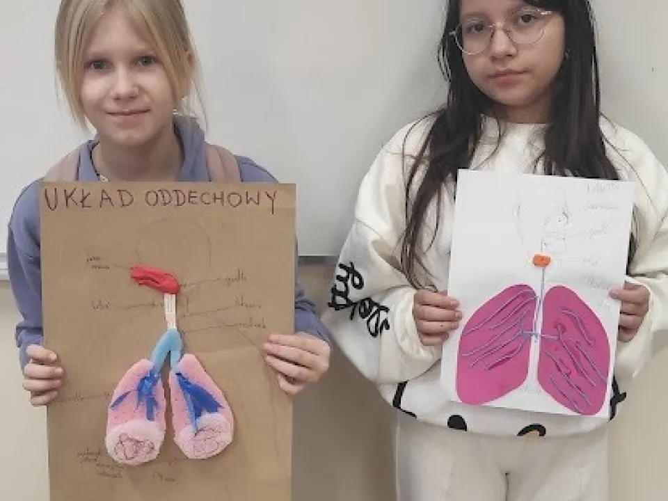 Kreatywni inżynierowie ciała z klas czwartych — zdjęcie 8