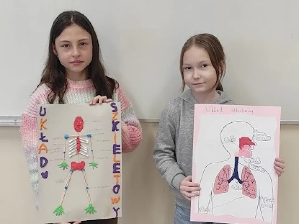 Kreatywni inżynierowie ciała z klas czwartych — zdjęcie 14