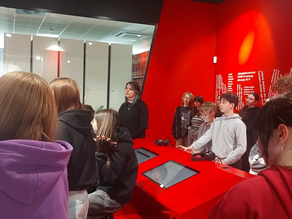 7b w Centrum Edukacji Medialnej — zdjęcie 10