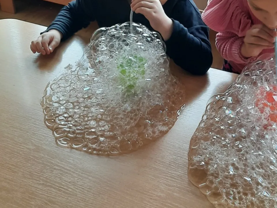 Eksperymenty w grupie Delfinów — zdjęcie 4