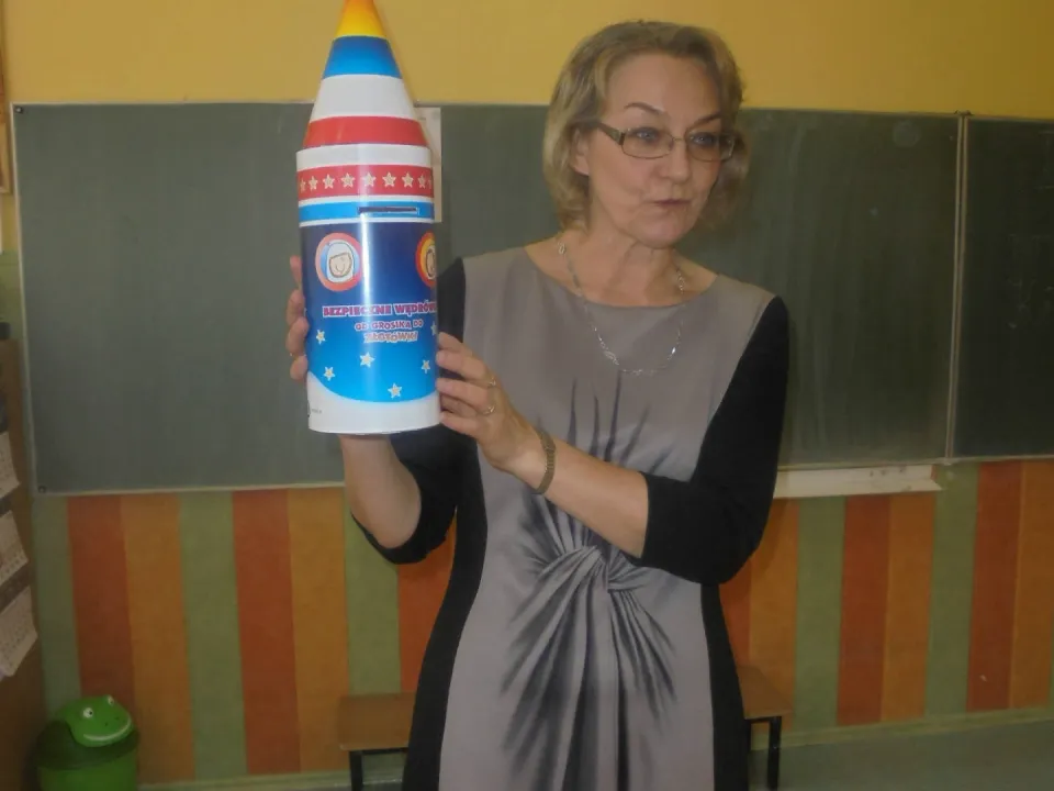 BEZPIECZNE WĘDRÓWKI OD GROSIKA DO ZŁOTÓWKI w klasie IIa — zdjęcie 4