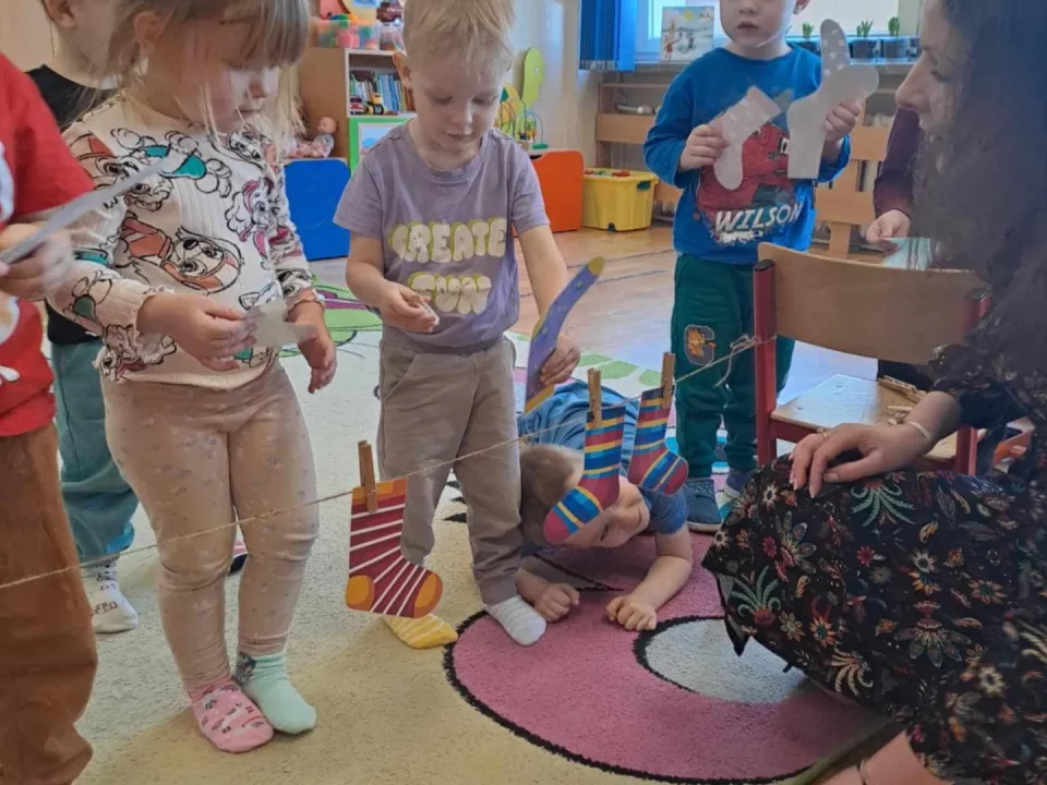 Światowy Dzień Zespołu Downa - Dzień kolorowej skarpetki u Lisków — zdjęcie 2