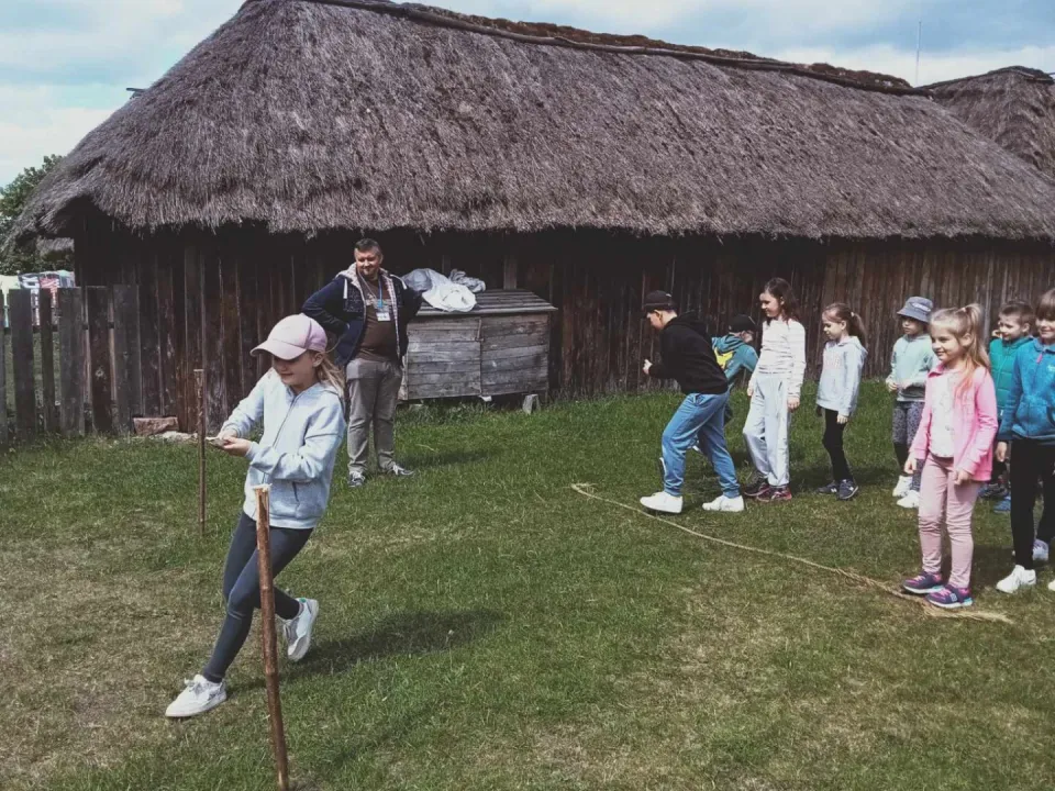 1b w Muzeum Wsi Kieleckiej — zdjęcie 2