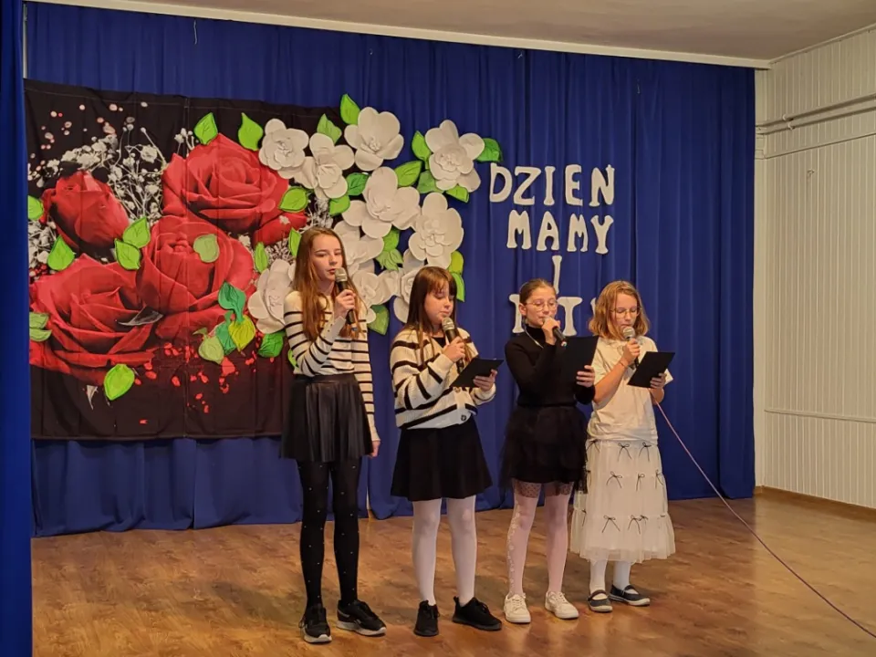 Dzień Mamy i Taty w świetlicy — zdjęcie 13