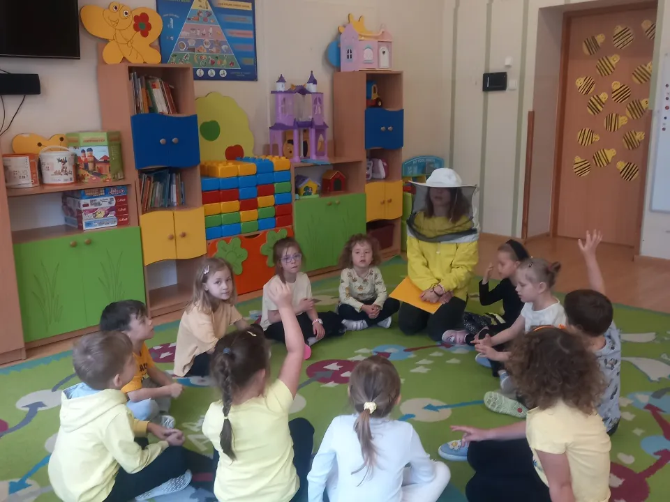 Międzynarodowy Dzień  Pszczoły — zdjęcie 1
