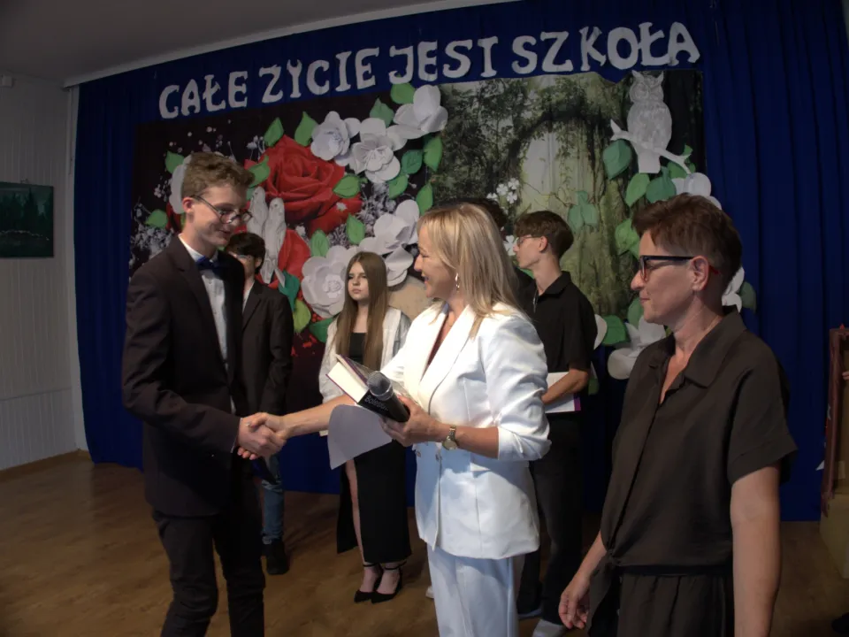 Zakończenie roku szkolnego 2024/2025 klas ósmych — zdjęcie 9