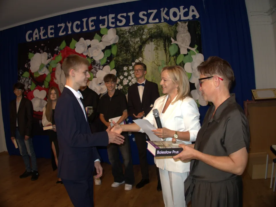 Zakończenie roku szkolnego 2024/2025 klas ósmych — zdjęcie 10