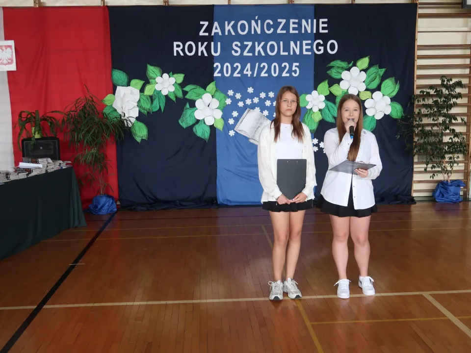 Uroczystość zakończenia roku szkolnego 2024/2025 — zdjęcie 1