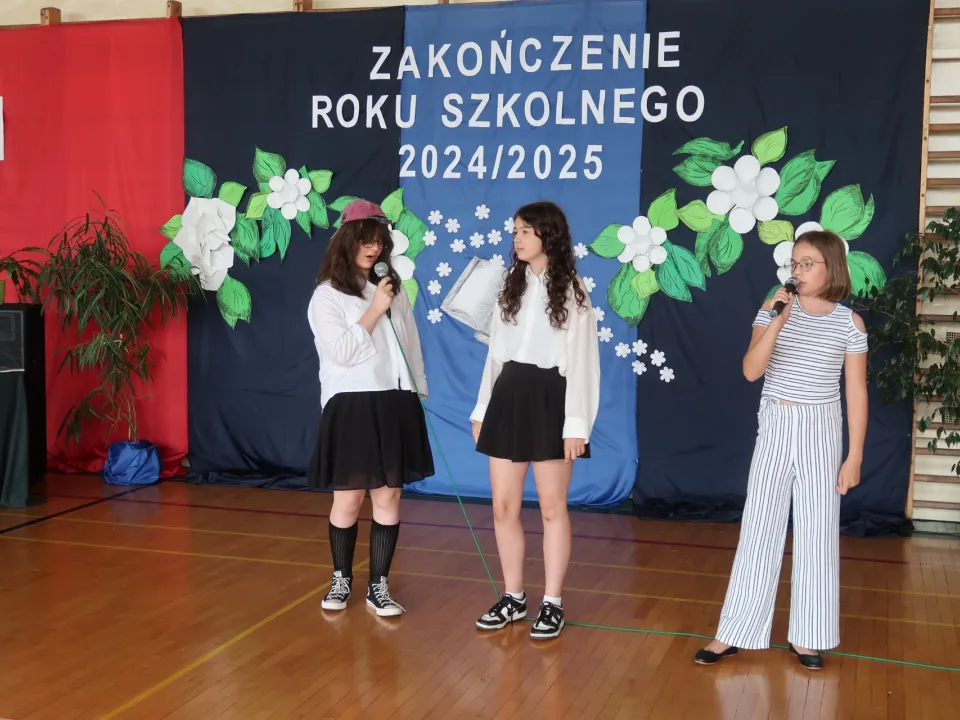 Uroczystość zakończenia roku szkolnego 2024/2025 — zdjęcie 19