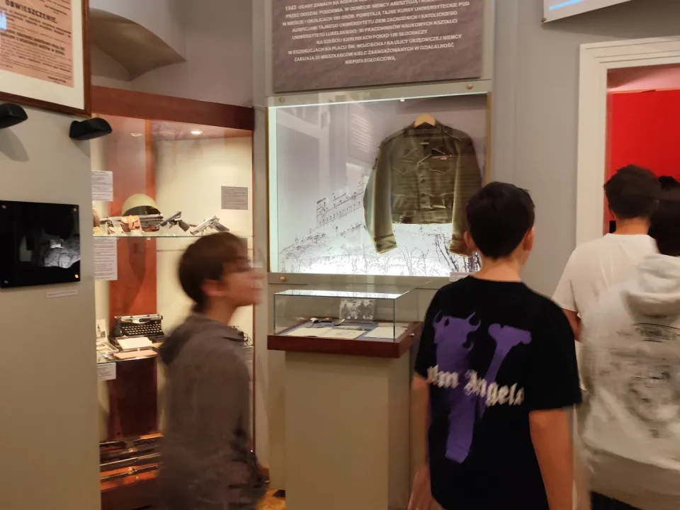 8b w Muzeum Historii Kielc — zdjęcie 3
