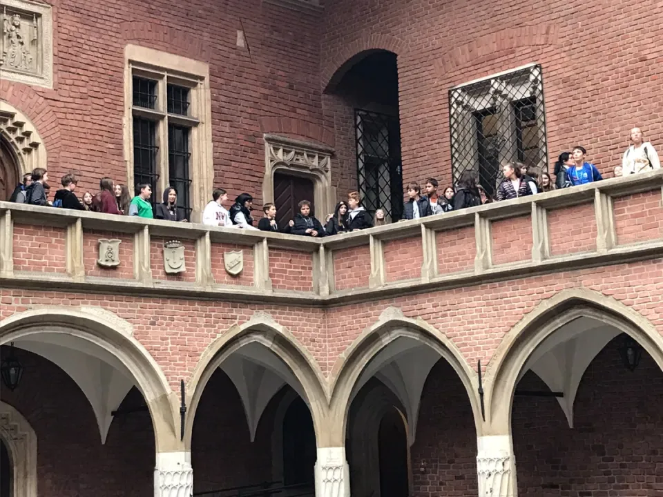 Śladami historii – wycieczka klas 6a i 6c na Wawel — zdjęcie 19