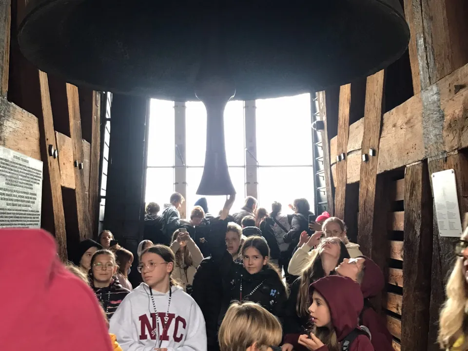 Śladami historii – wycieczka klas 6a i 6c na Wawel — zdjęcie 25