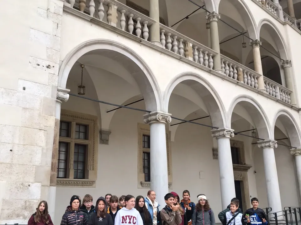 Śladami historii – wycieczka klas 6a i 6c na Wawel — zdjęcie 27