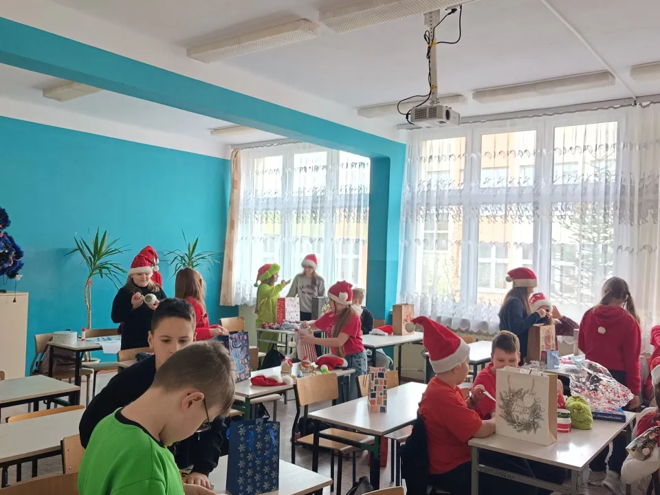 Mikołajki w klasie 4a — zdjęcie 6