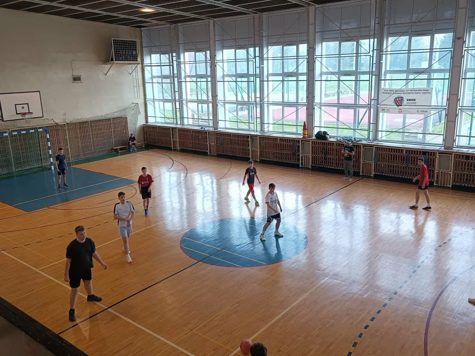 Sportowy Turniej Mikołajkowy — zdjęcie 5