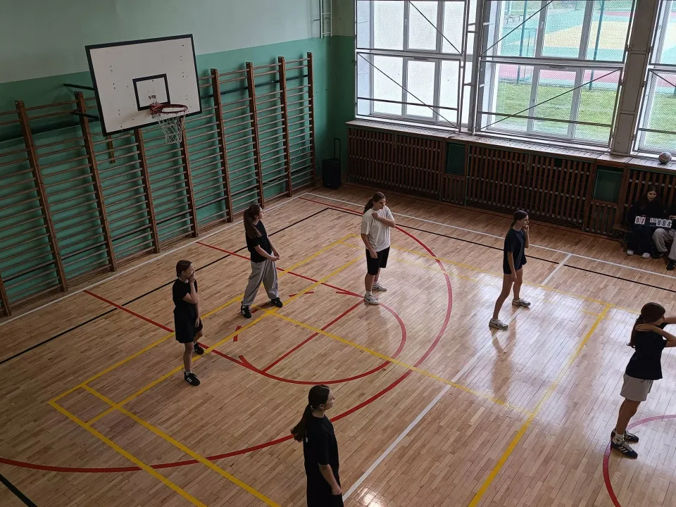 Sportowy Turniej Mikołajkowy — zdjęcie 8