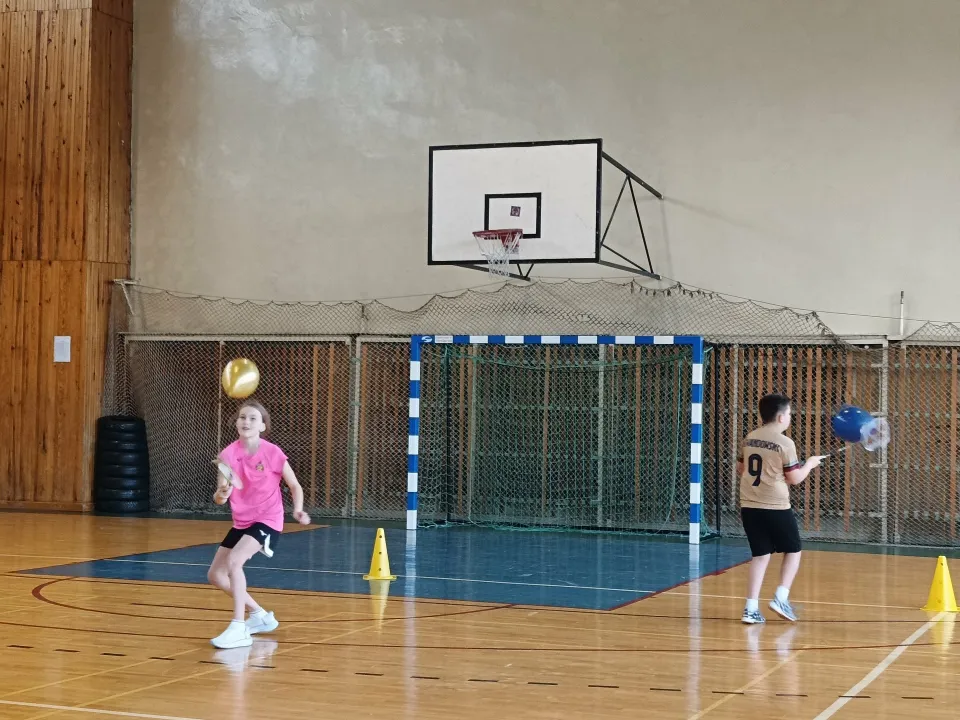 Sportowy Turniej Mikołajkowy — zdjęcie 14