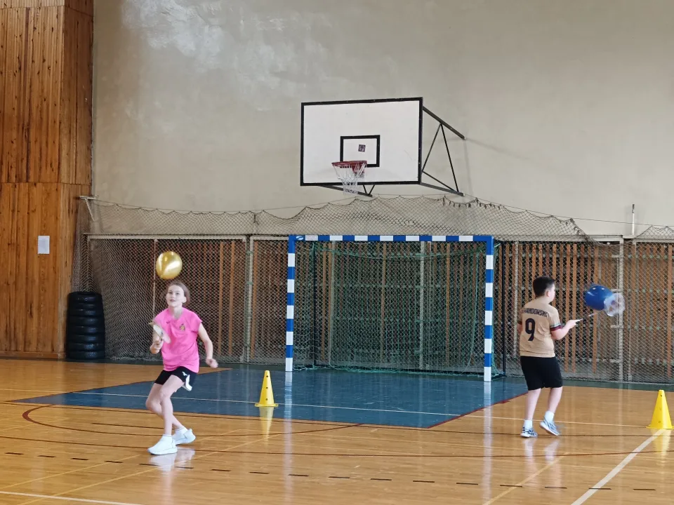 Sportowy Turniej Mikołajkowy — zdjęcie 19